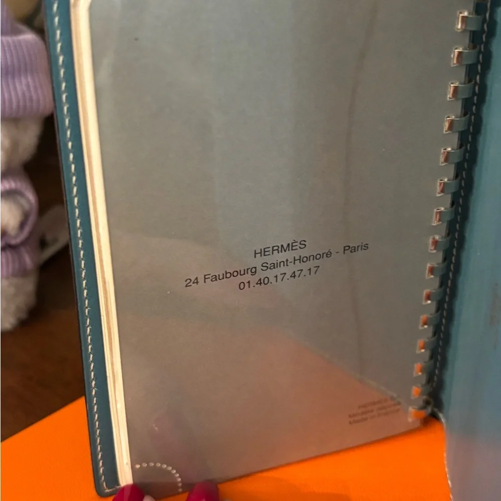 Hermes Agenda/Passport Holder/Notebook Cover blue like new with original insert - Picture 5 of 9